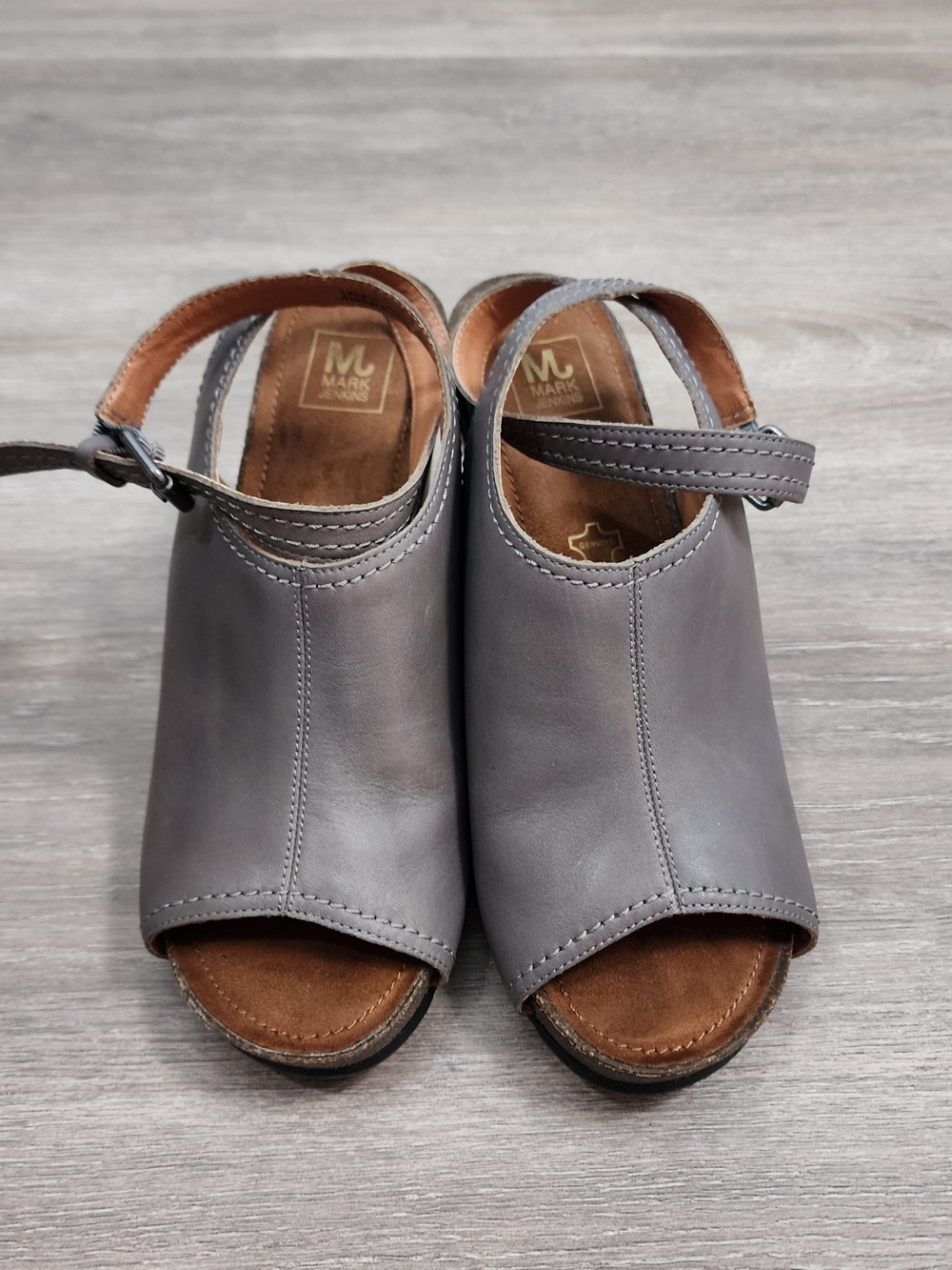 mark. Women's Gray Leather Open-Toe Slingback Sandals with Brown Footbed